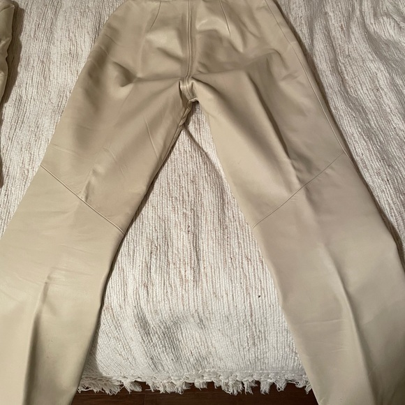 Cream coloured soft real leather pant suit - Picture 4 of 5